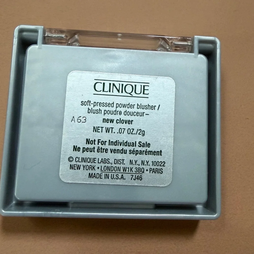 Clinique Soft-Pressed Powder Blusher New Clover A63 Travel Size 0.07oz 2g